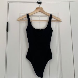 Babaton Black Contour Bodysuit